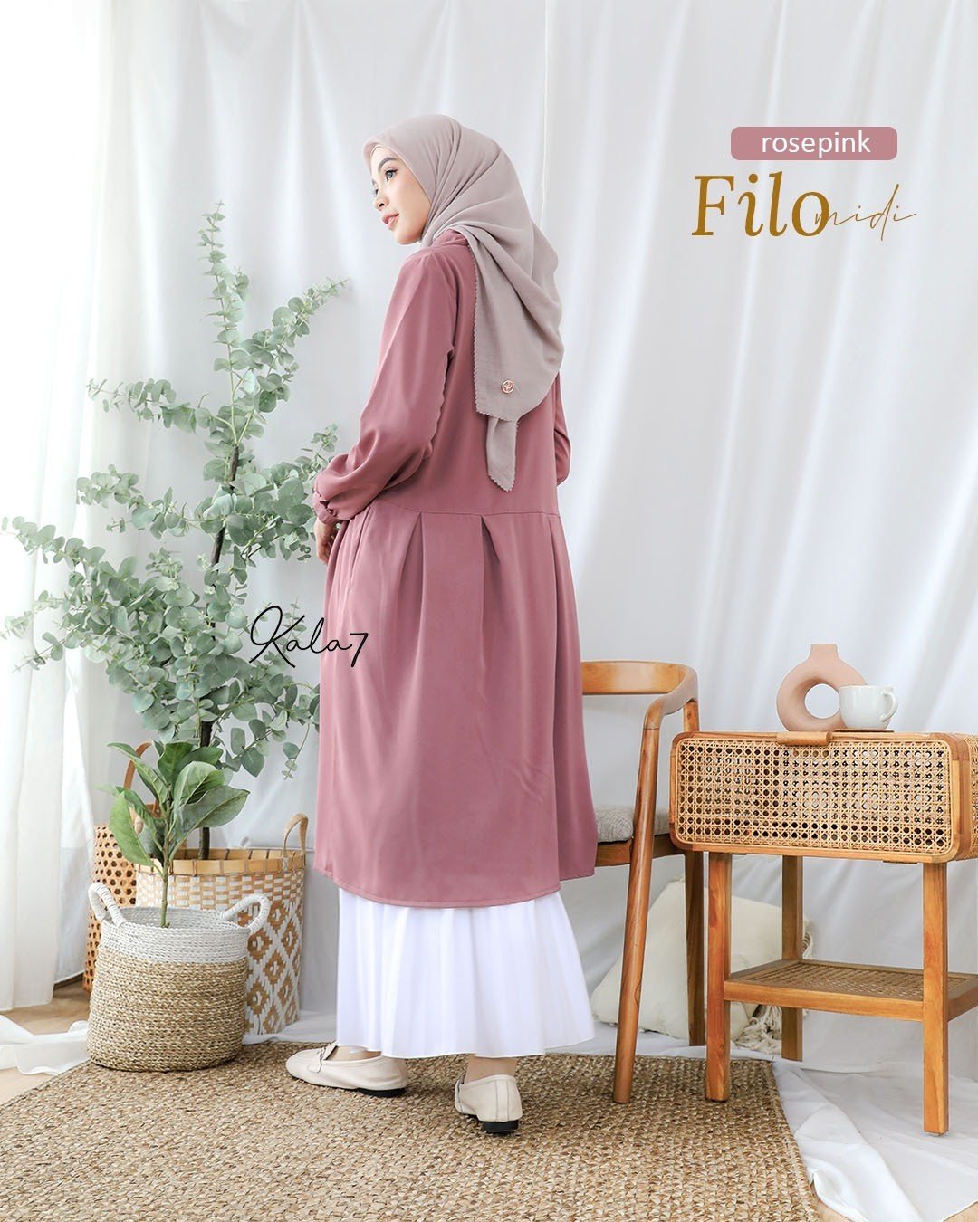 LINE_ALBUM_Jayla,Filo,Mada,Azima,Bahan desain_220912_2