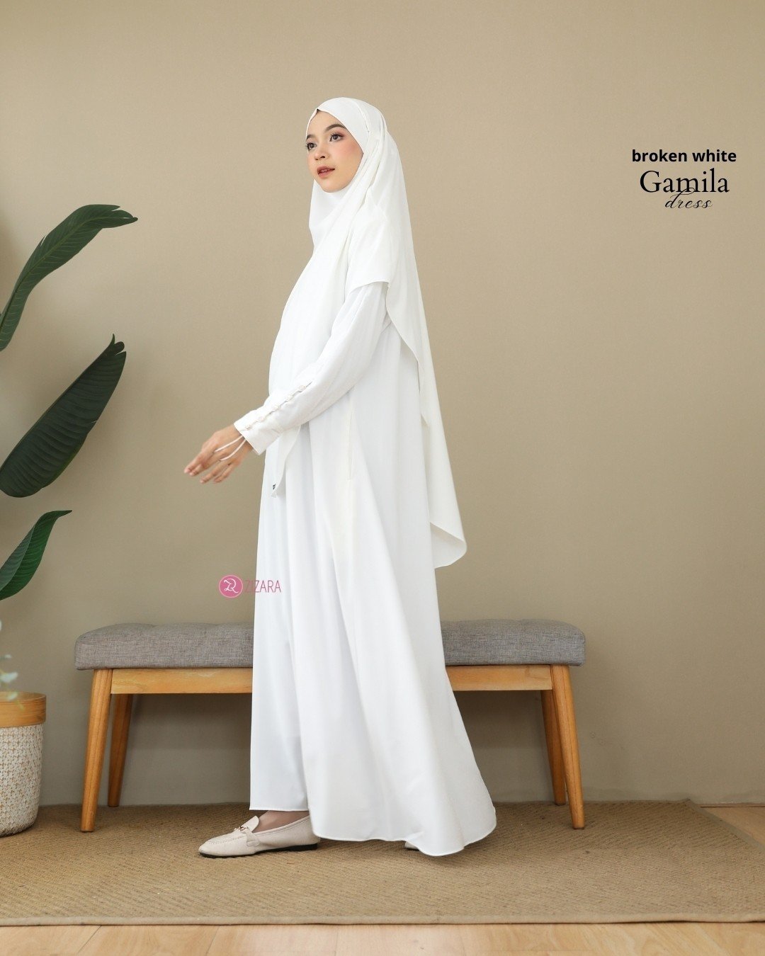 LINE_ALBUM_Gamila,Galina,Ghalia_240531_26