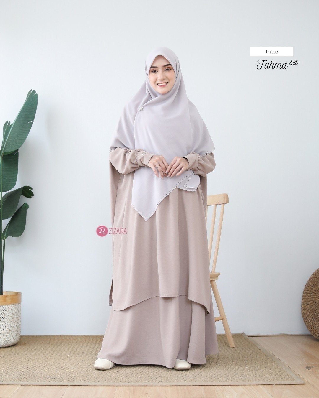 LINE_ALBUM_Fahma,Faza,Fatima_241016_7