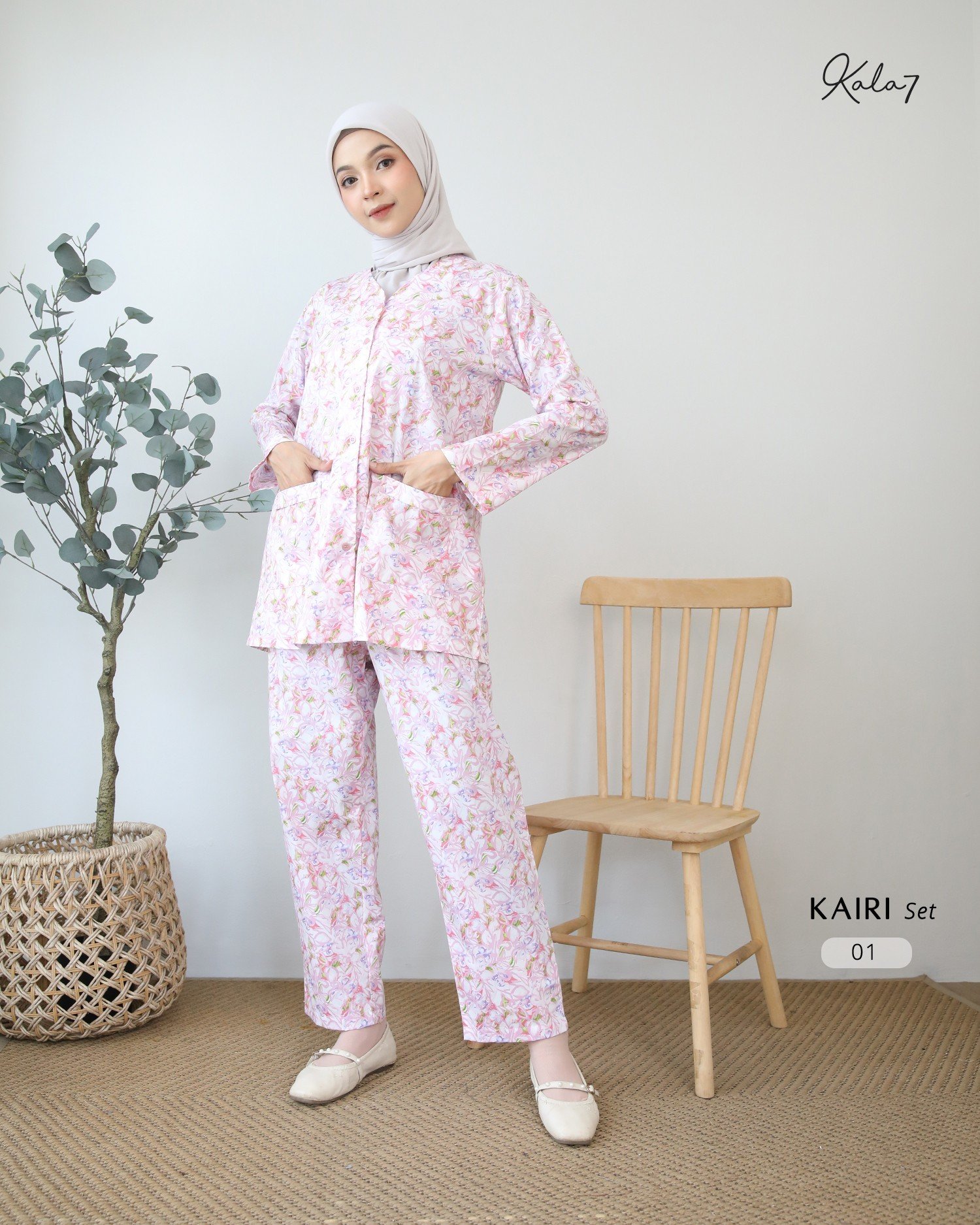 LINE_ALBUM_Kairi set_250811_19