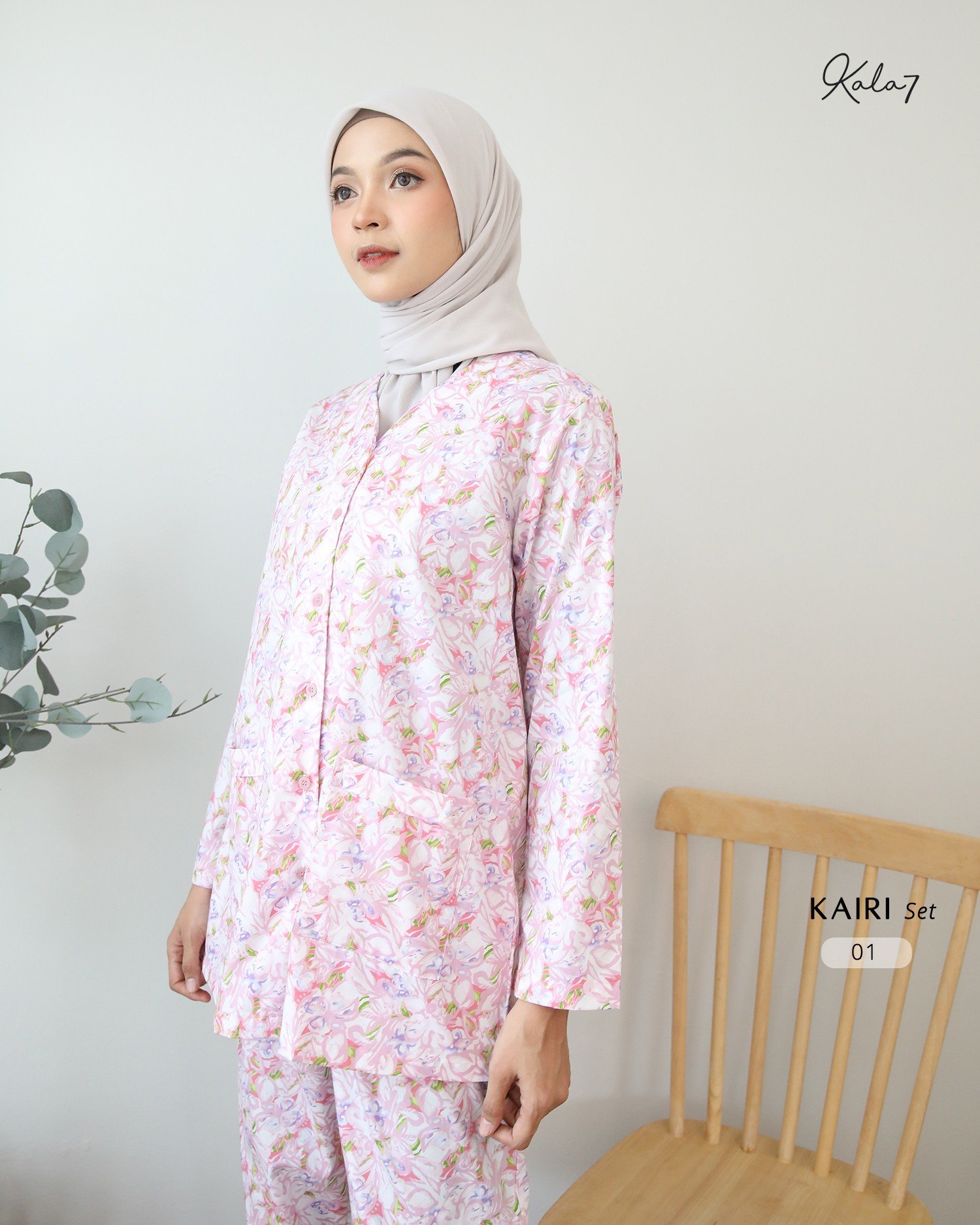 LINE_ALBUM_Kairi set_250811_21